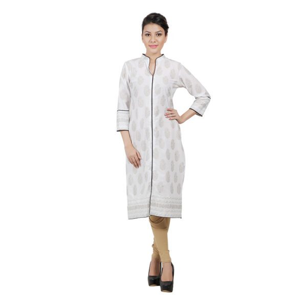 Women Embroidered Viscose Rayon Flared Kurta - Image 2