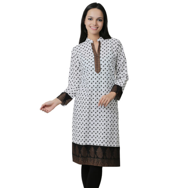 Women Chikan Embroidery Cotton Blend Straight Kurti - Image 5