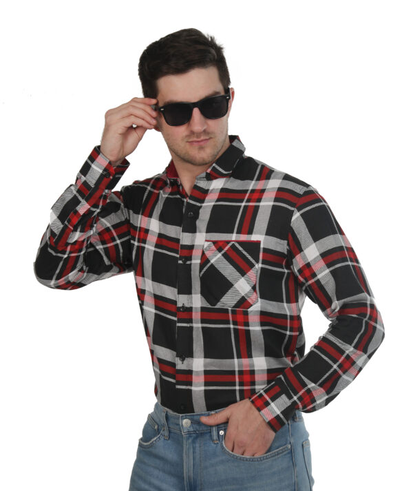 Men Comfort Fit Checkered Spread Collar Casual Shirt