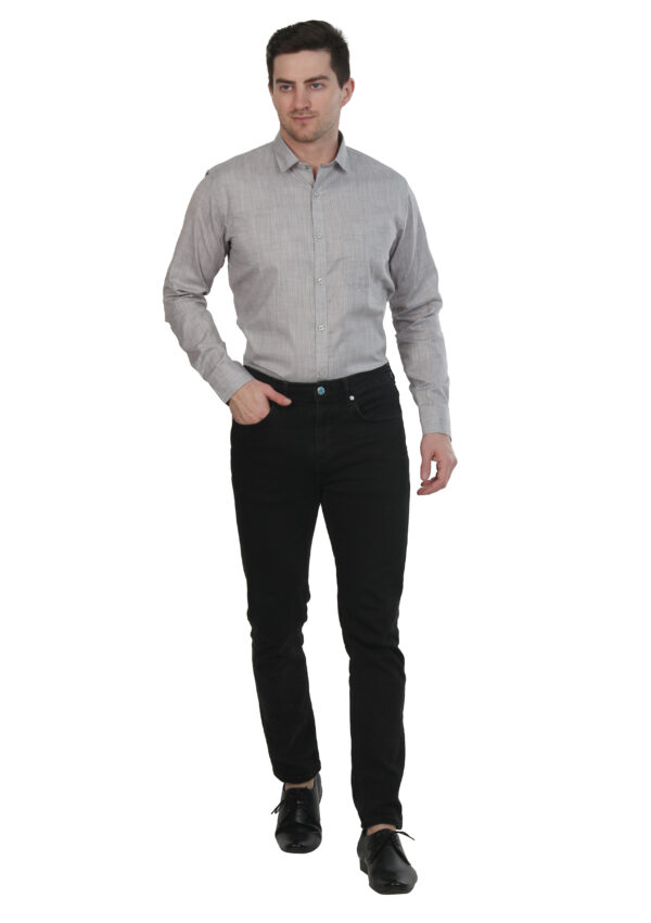 Men Regular Fit Solid Spread Grey Collar Casual Shirt - Image 6